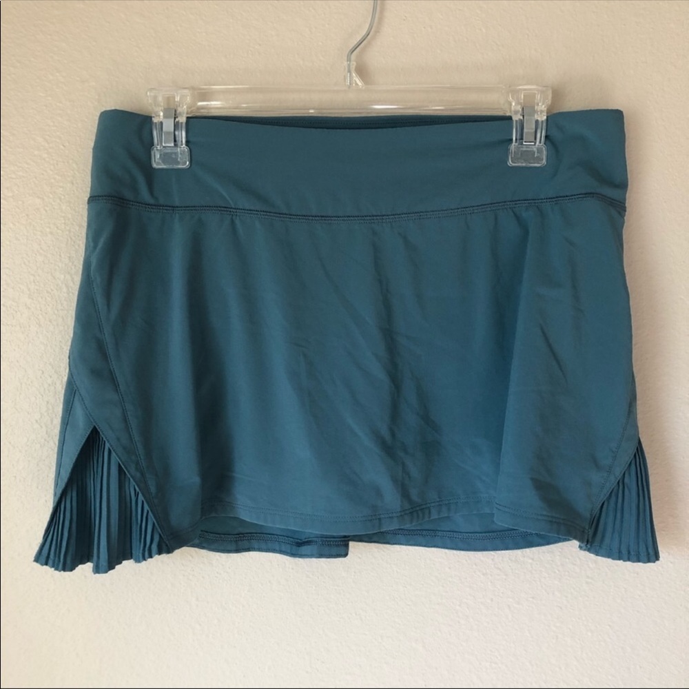 Lululemon tennis/running skirt